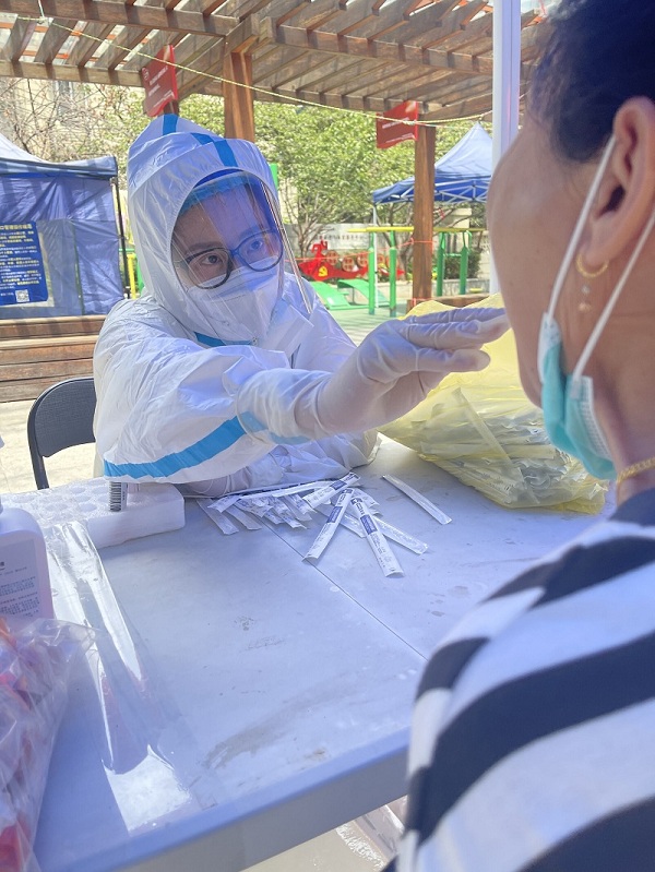 05顔莉.jpg 05顔莉.jpg