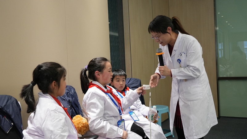 陳涵醫生授課+互動 (3).JPG