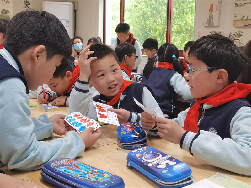 圖2  馬老師課上的學生.jpg