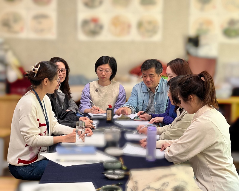 11. 美術(shù) 現場研討(tǎo).jpg 11. 美術(shù) 現場研討(tǎo).jpg