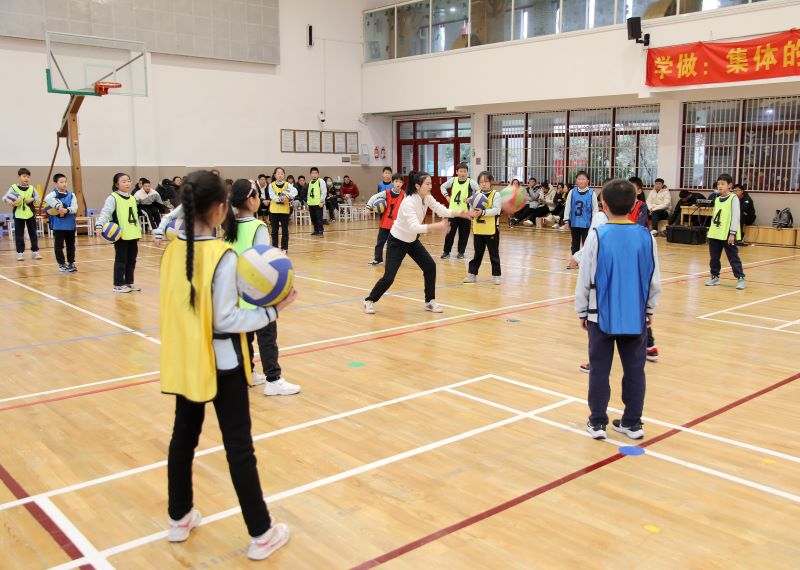 湯鶴上課3.jpg 湯鶴上課3.jpg