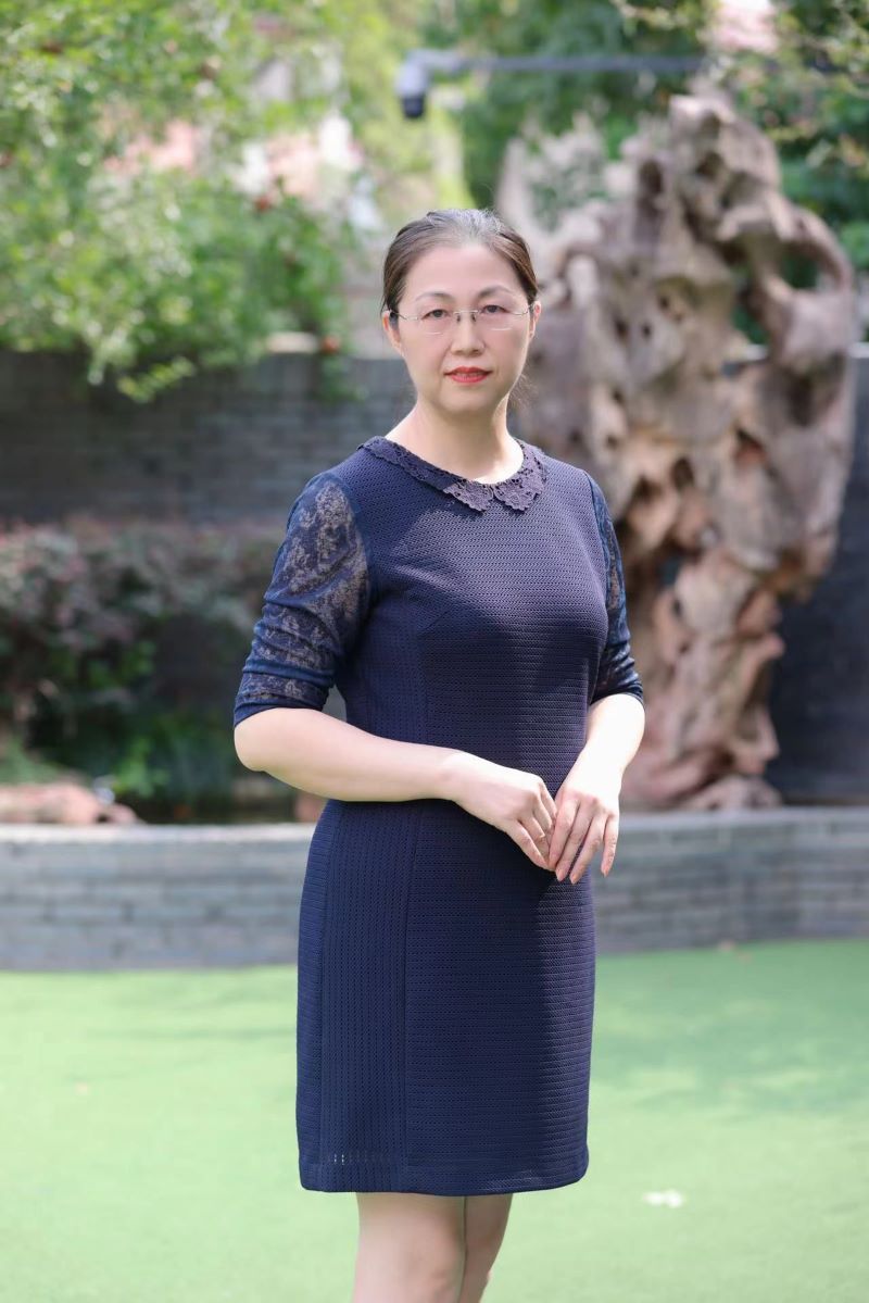 01祁苗.jpg 01祁苗.jpg