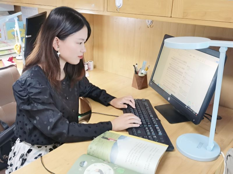 02潘晶老師.jpg 02潘晶老師.jpg